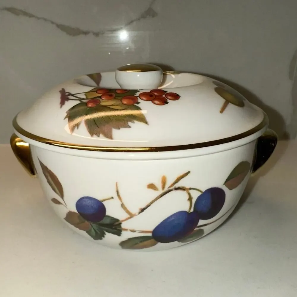 RARE Royal Worcester Evesham Gold 4” Round Covered Individual Casserole Dish